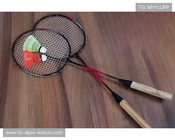 羽毛球场上的坚韧人生——球拍折断的那一刻依然坚持的力量